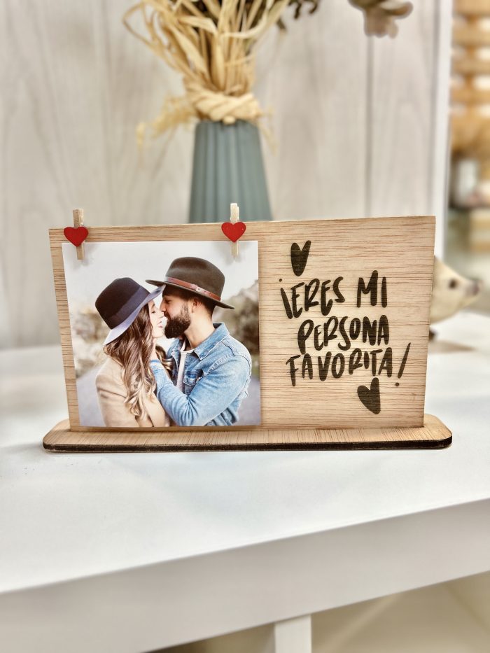 Portafotos de Madera Personalizado - "Eres Mi Persona Favorita" 💕